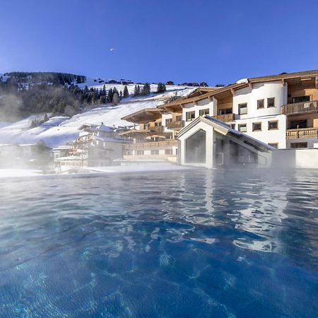 Natur- & Wanderhotel Tuxertal Luaran gambar