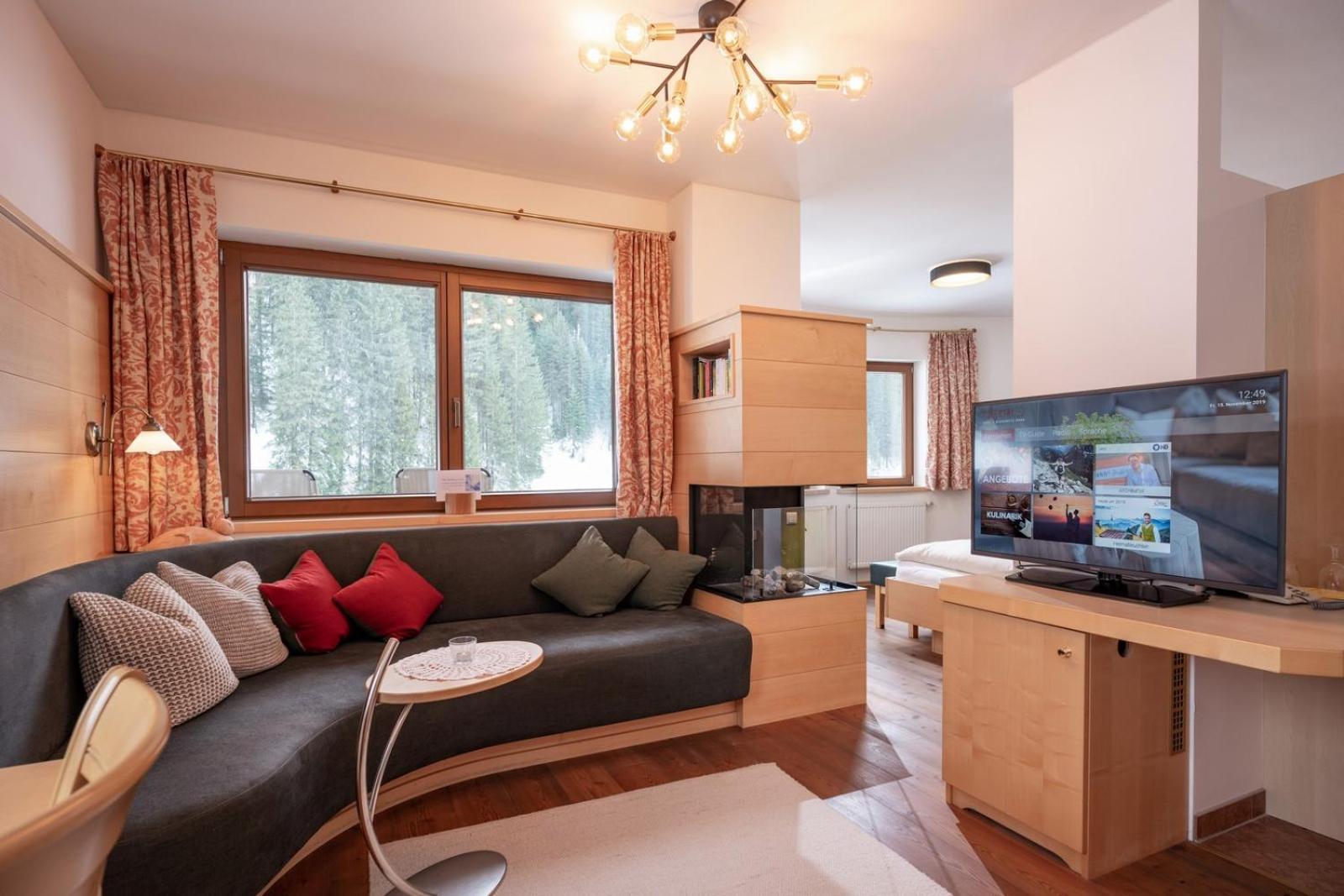 Natur- & Wanderhotel Tuxertal Luaran gambar