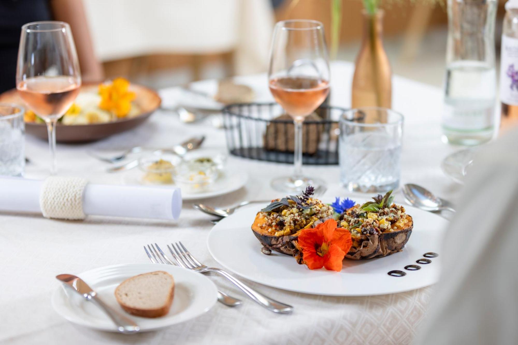 Natur- & Wanderhotel Tuxertal Luaran gambar
