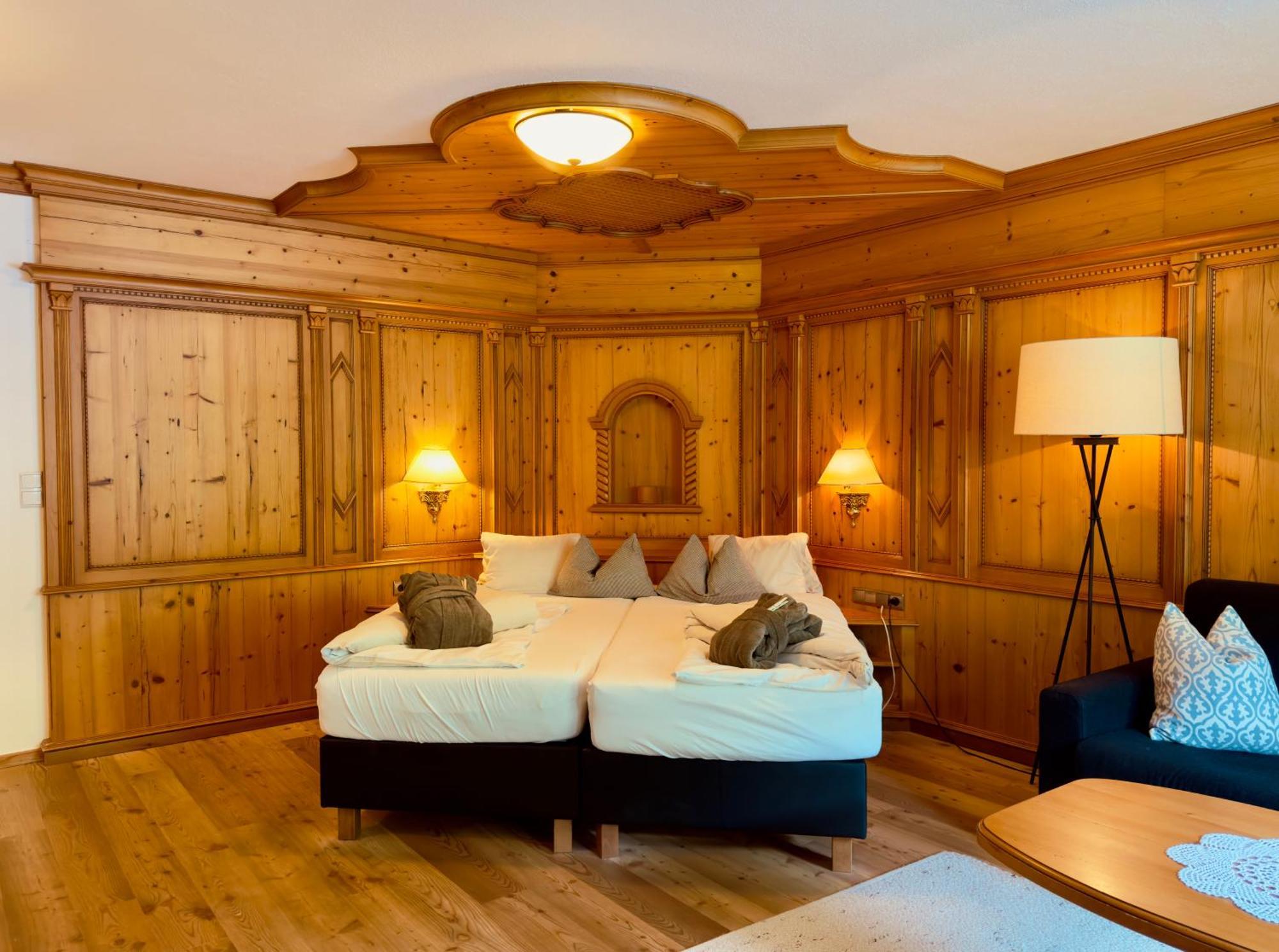 Natur- & Wanderhotel Tuxertal Luaran gambar