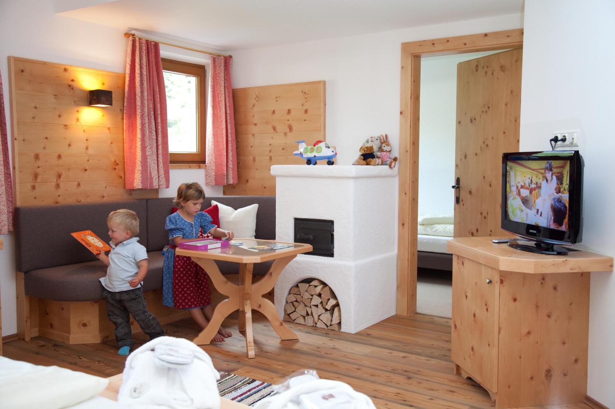 Natur- & Wanderhotel Tuxertal Luaran gambar